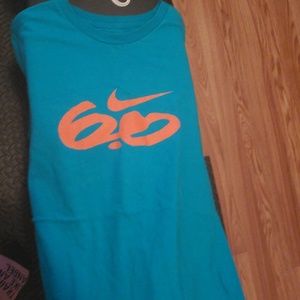Men's Nike 6.0 shirt